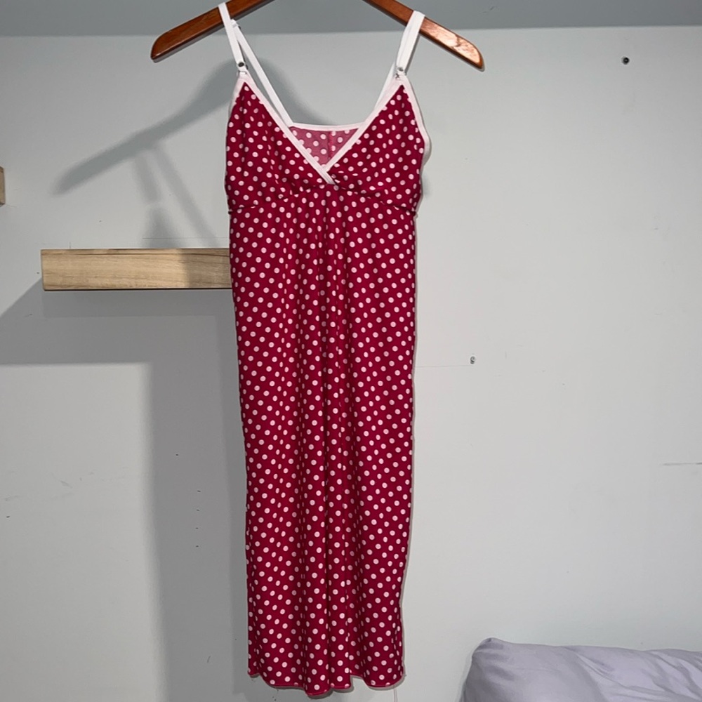 Maternity, nursing nightgown, pink‎ and white polkadots